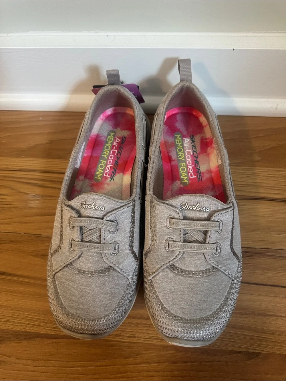 Skechers Women's Microburst Topnotch SIZE 7.5 NO BOX never worn with tags